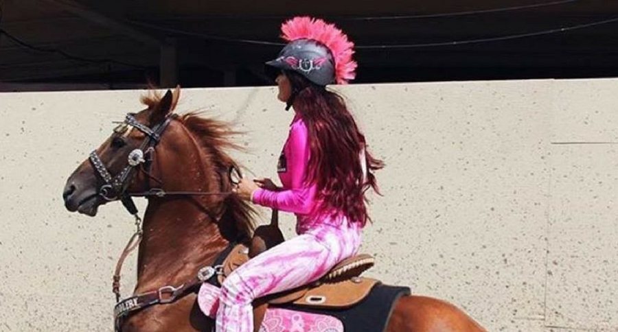 barrel racer Fallon Taylor